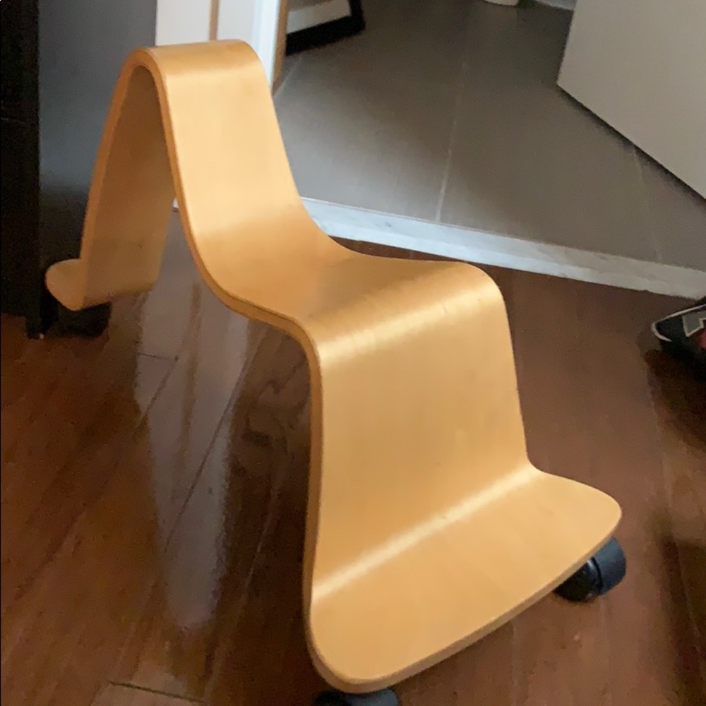 Svan wave scooter chair